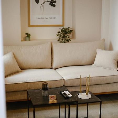 Lb Luxury Apartments Wolos Zewnętrze zdjęcie