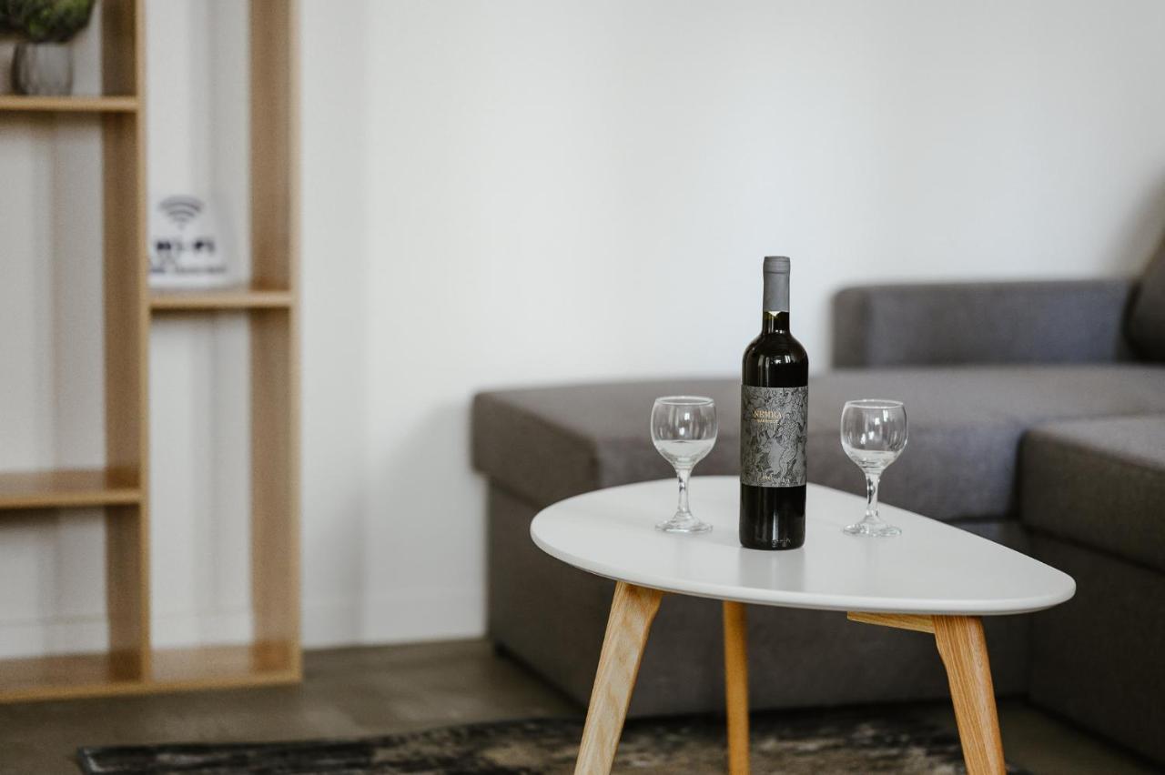 Lb Luxury Apartments Wolos Zewnętrze zdjęcie