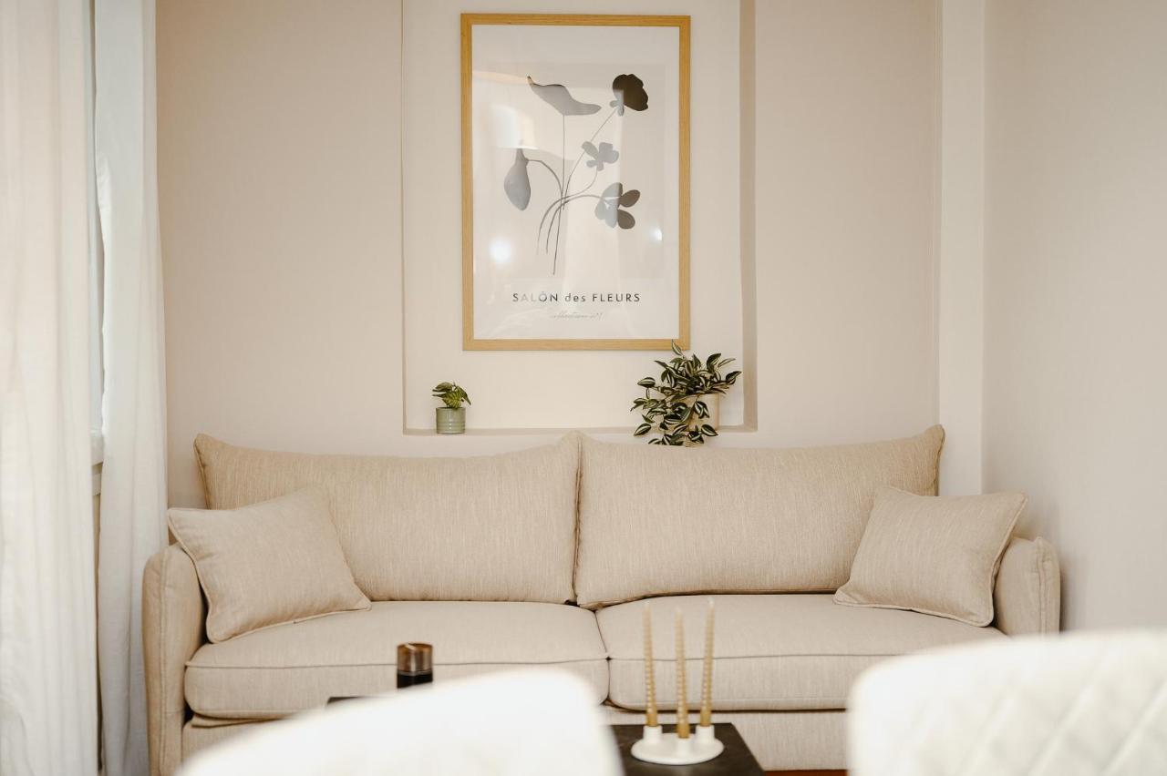 Lb Luxury Apartments Wolos Zewnętrze zdjęcie