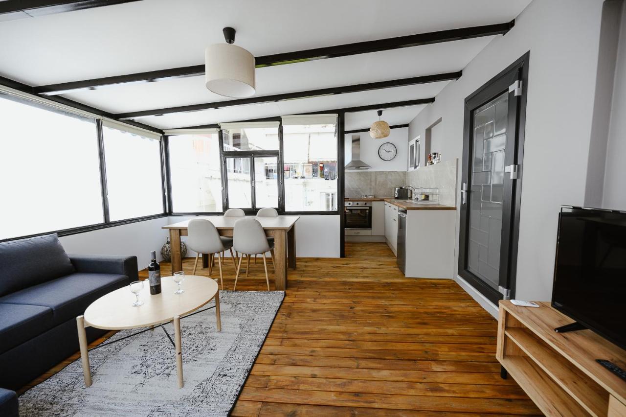 Lb Luxury Apartments Wolos Zewnętrze zdjęcie