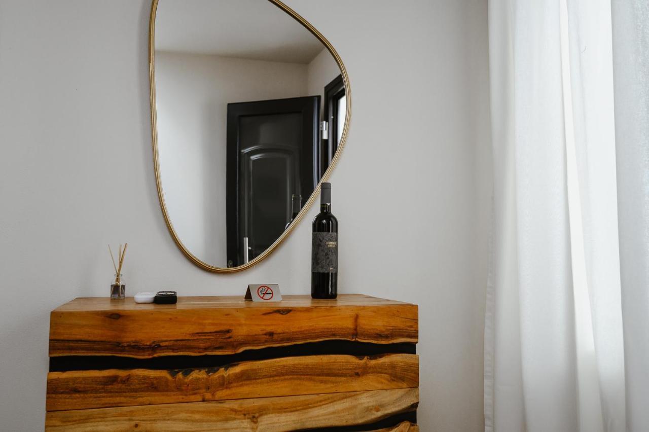 Lb Luxury Apartments Wolos Zewnętrze zdjęcie